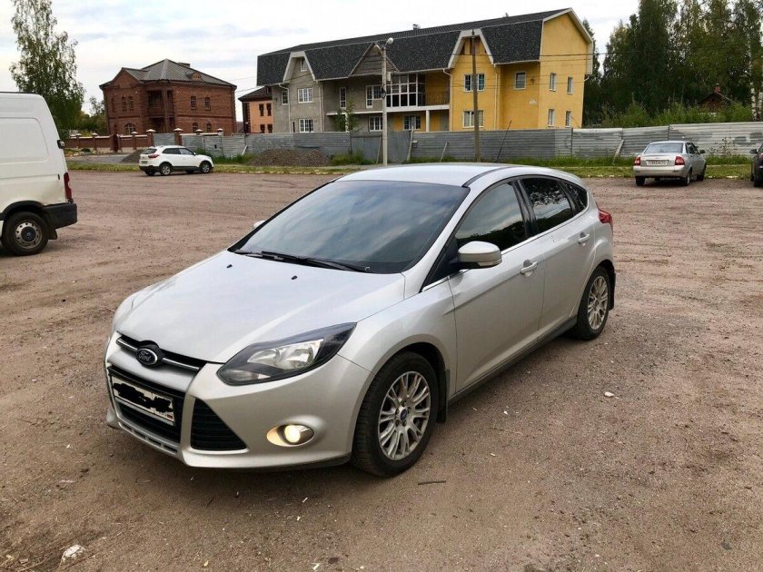 Форд фокус 3 хэтчбек серебристый