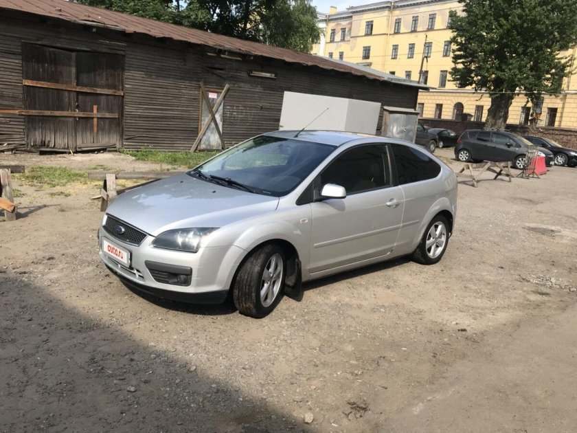 Фокус 2 хэтчбек серебристый
