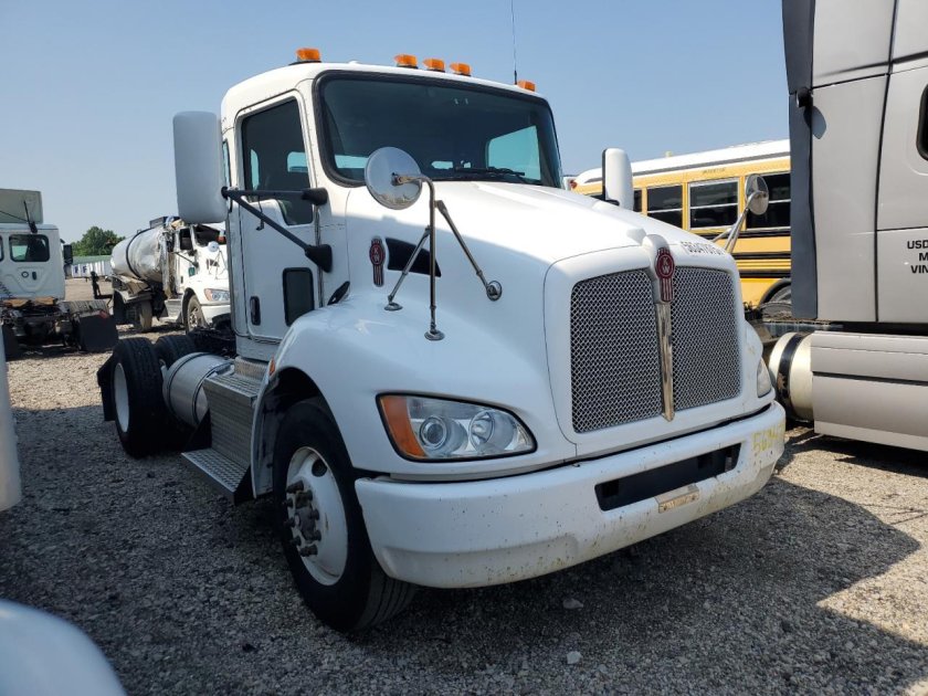 Тягач кенворт т800