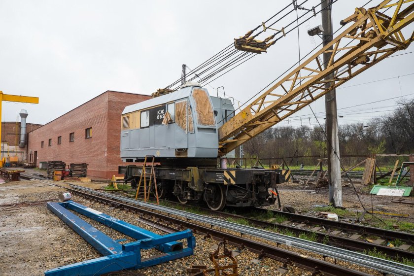 Ж/Д кран КЖ 562