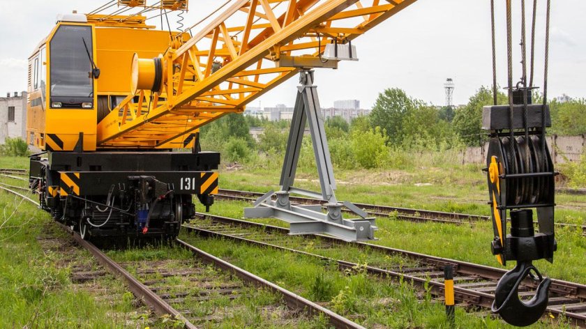 Железнодорожный кран кдэ 163