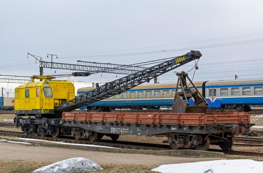 Железнодорожный кран КДЭ-163