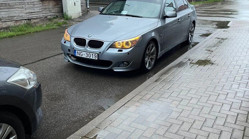 BMW Лисичка