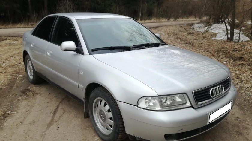 Ауди а4 2000г