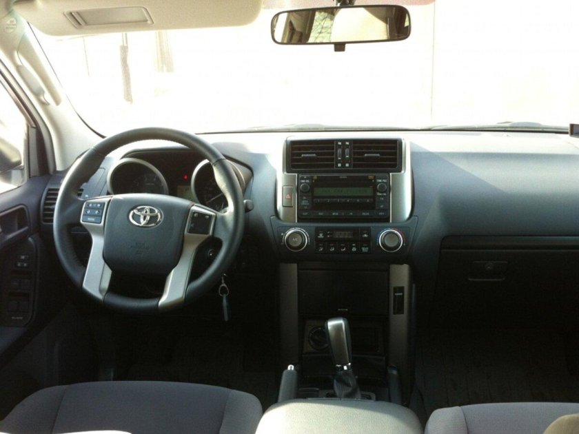 Toyota Prado 150 салон
