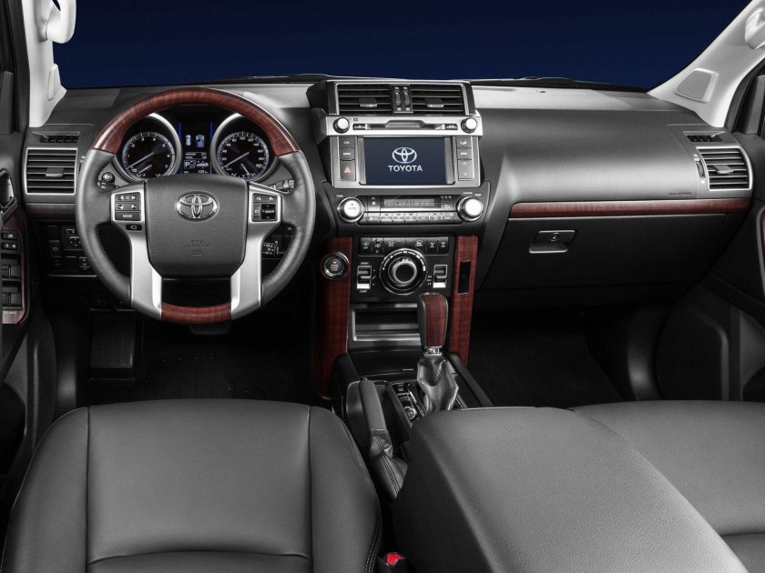 Ленд Крузер Прадо 150 салон
