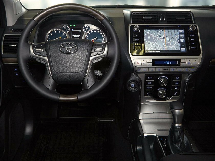 Toyota Land Cruiser Prado 2019 Interior