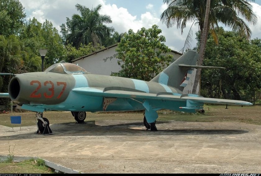 Миг 17 Куба
