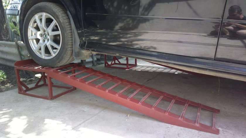 Мини эстакада 2 т Biltema