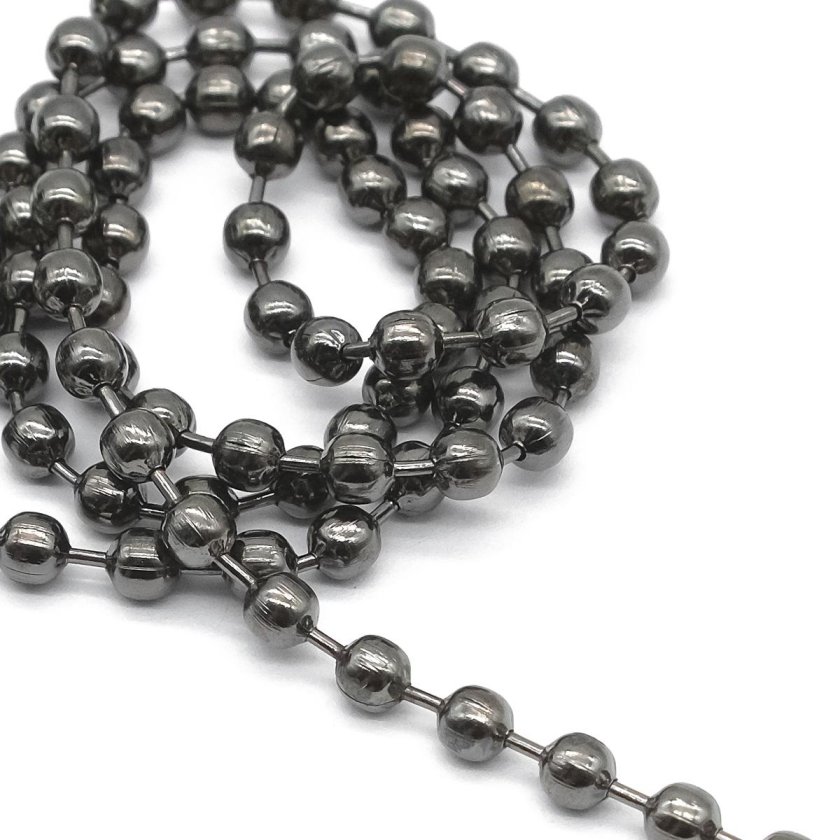 Черная шариковая цепочка