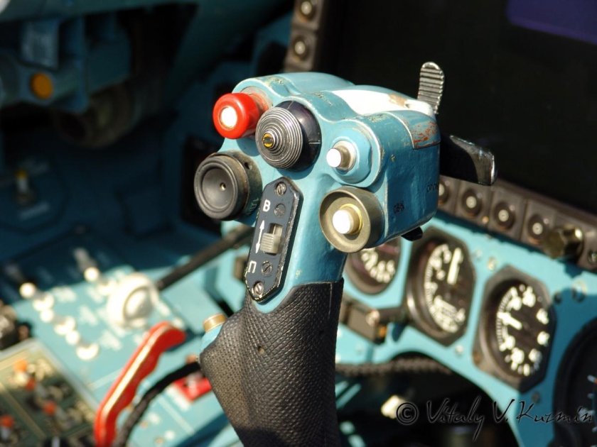 Ручка управления Су 27