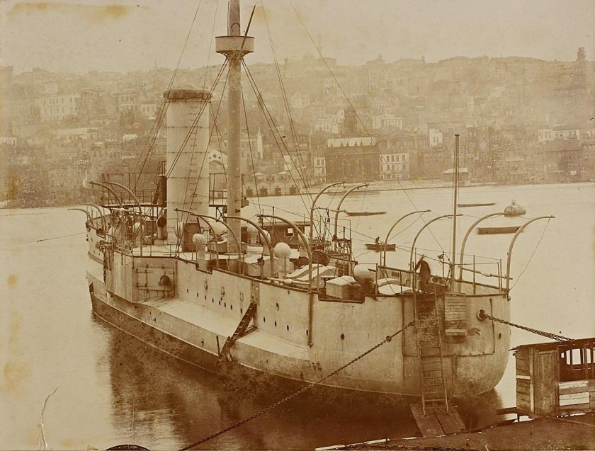 Броненосец Фетхи Буленд