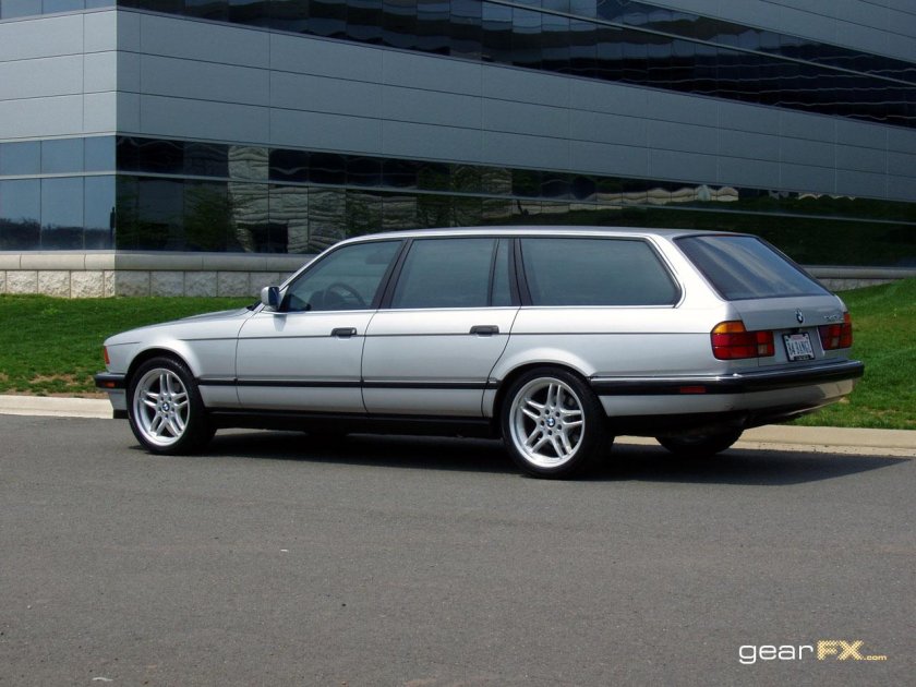 БМВ Е 32 Touring