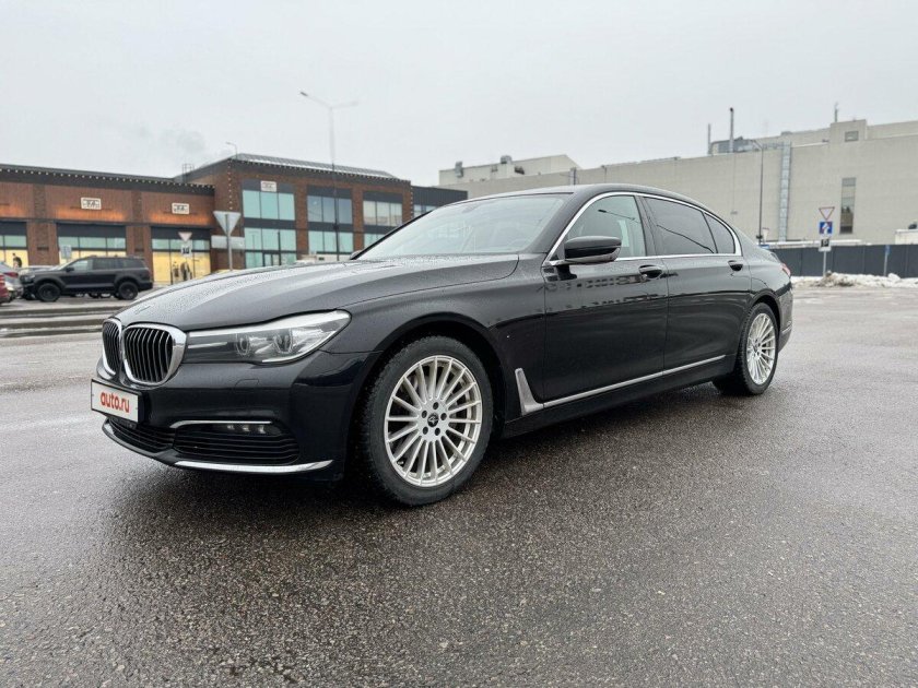 Бмв 7 серии 2016