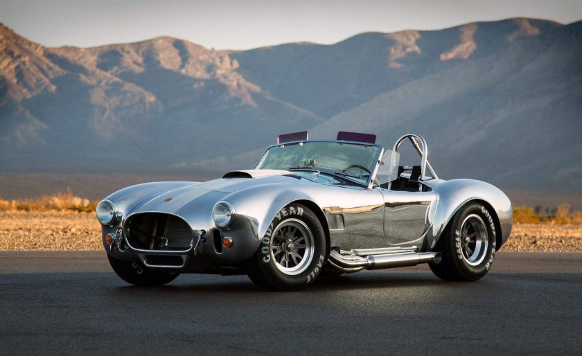 Форд Шелби Кобра