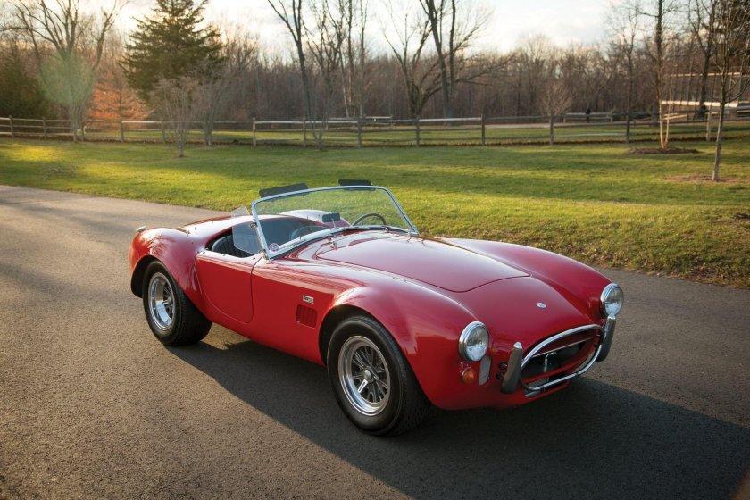 Машина Shelby Cobra 427