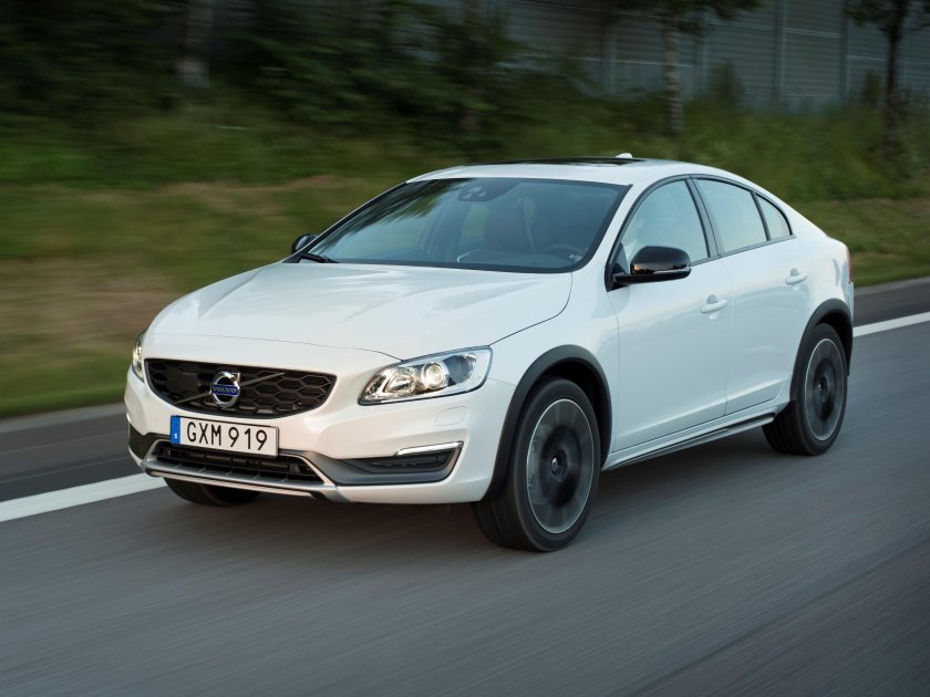Volvo s60 Cross Country 2015