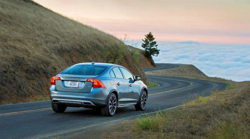 Volvo s60 Cross Country