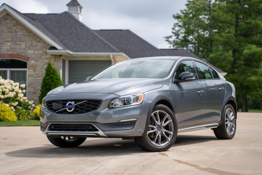 Volvo s60 cross country