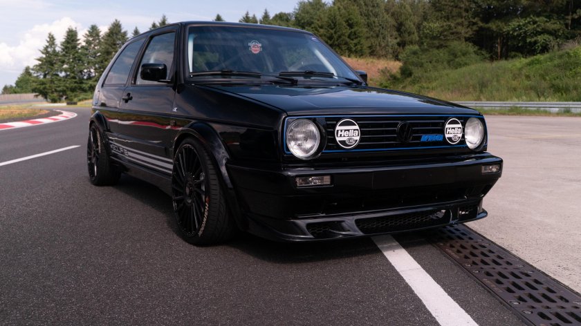 Volkswagen Golf 2 GTI