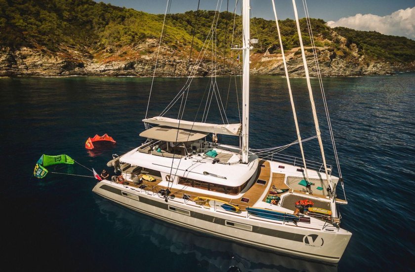 Катамаран Lagoon 40