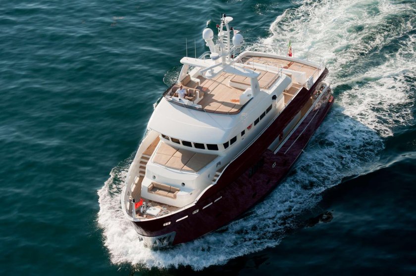 Моторная яхта Дарвин 86