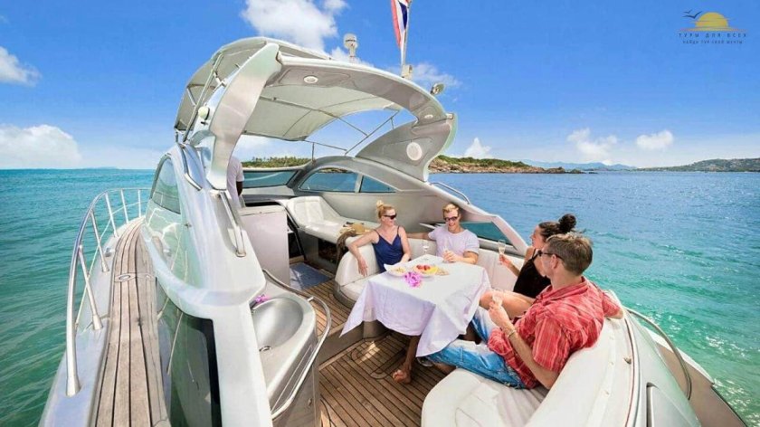 Яхта Самуи