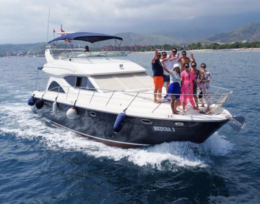 Яхта в турции