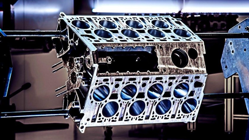 Мотор Бугатти Вейрон w16