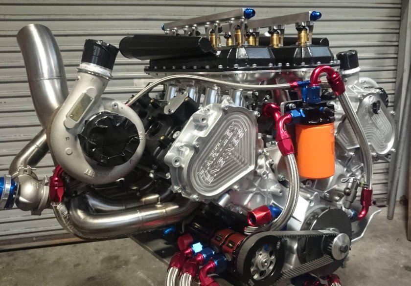 V8 Твин турбо