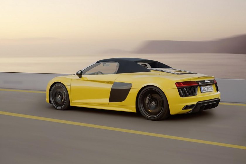 Audi r8 Spyder Roof