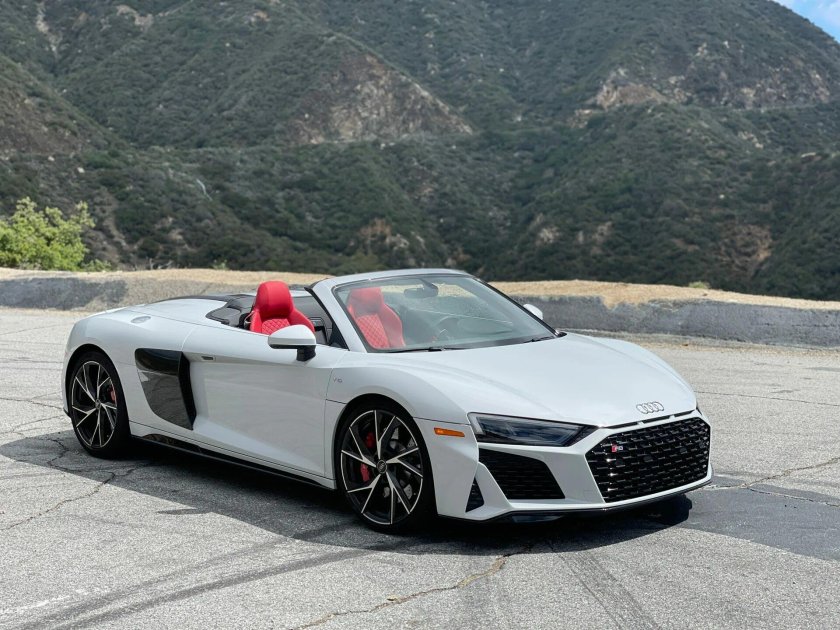 Audi r 8 spyder