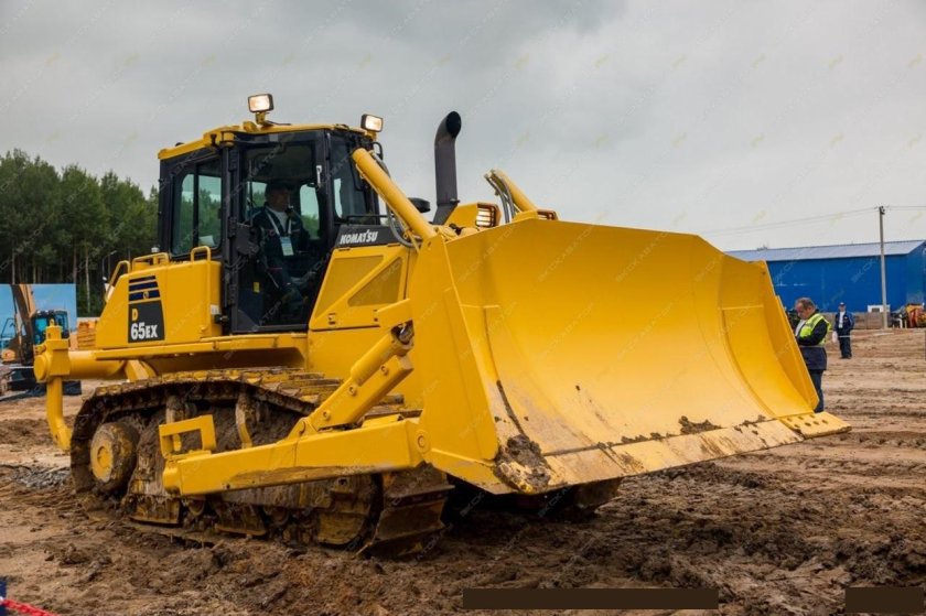 Komatsu d65ex-16