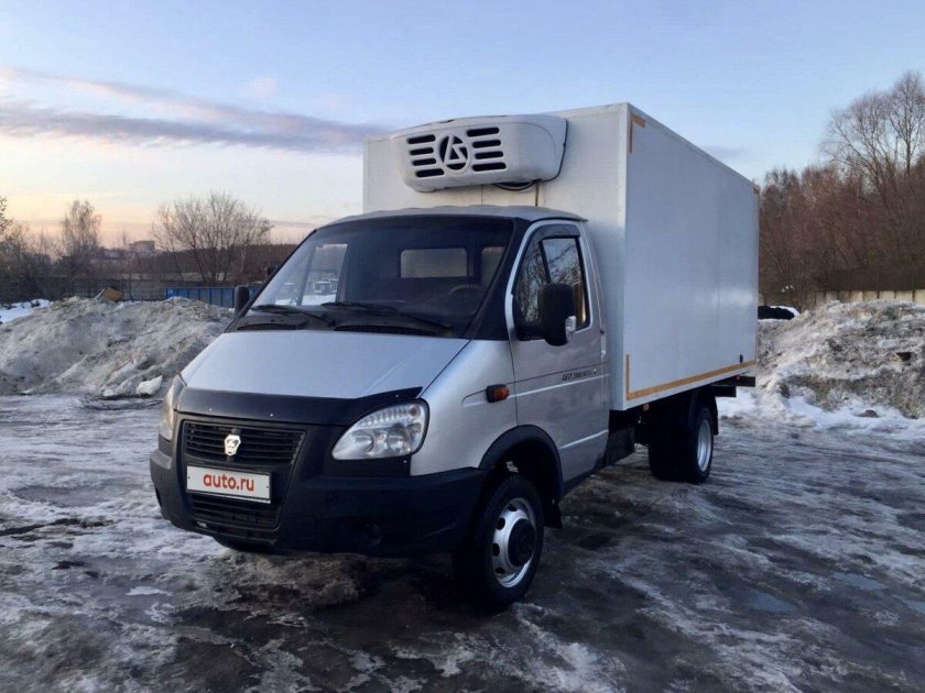 Газ-33026 «газель-бизнес» изотермический фургон.