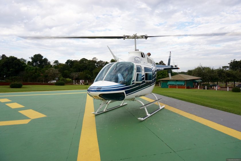 Четырехместный вертолет