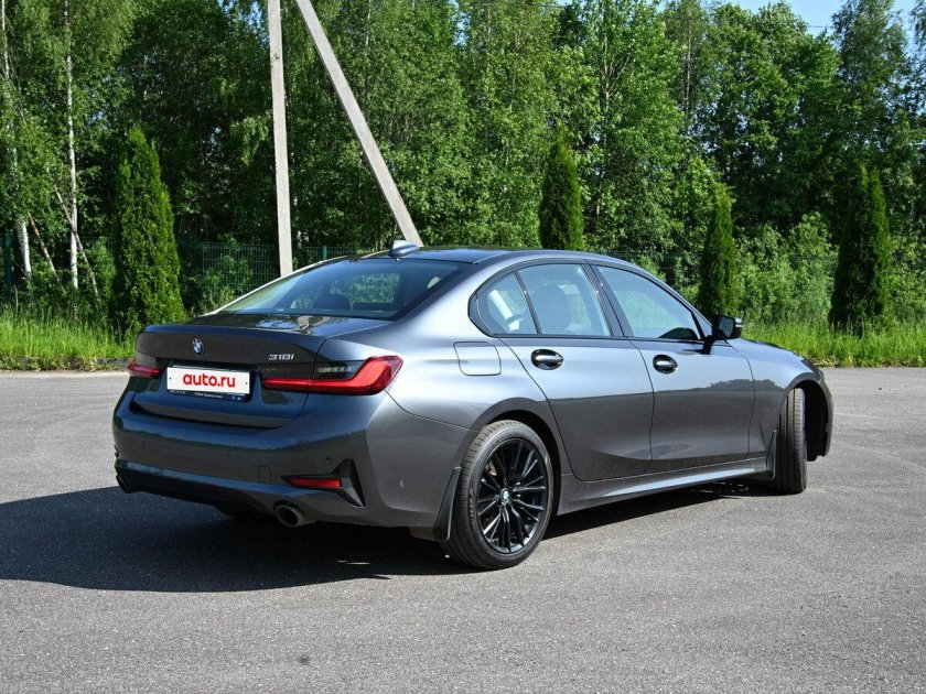 Бмв 3 серии 2022