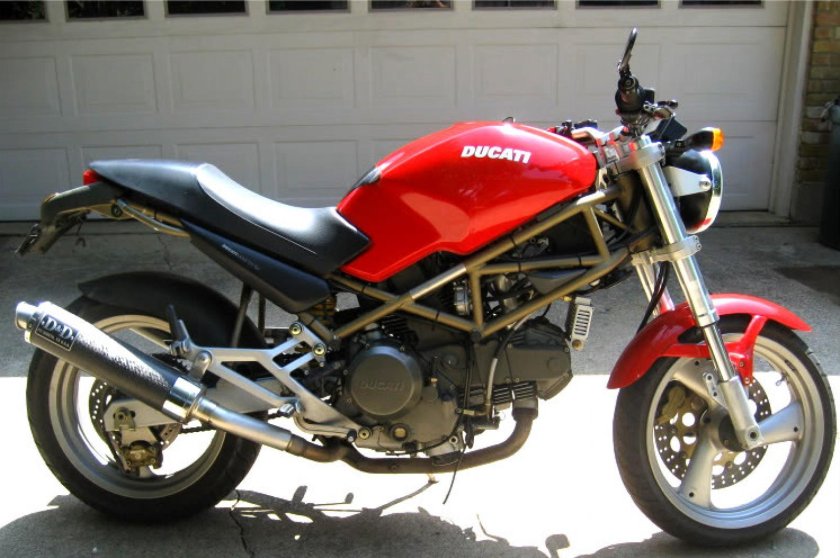 1999 Ducati Monster 750