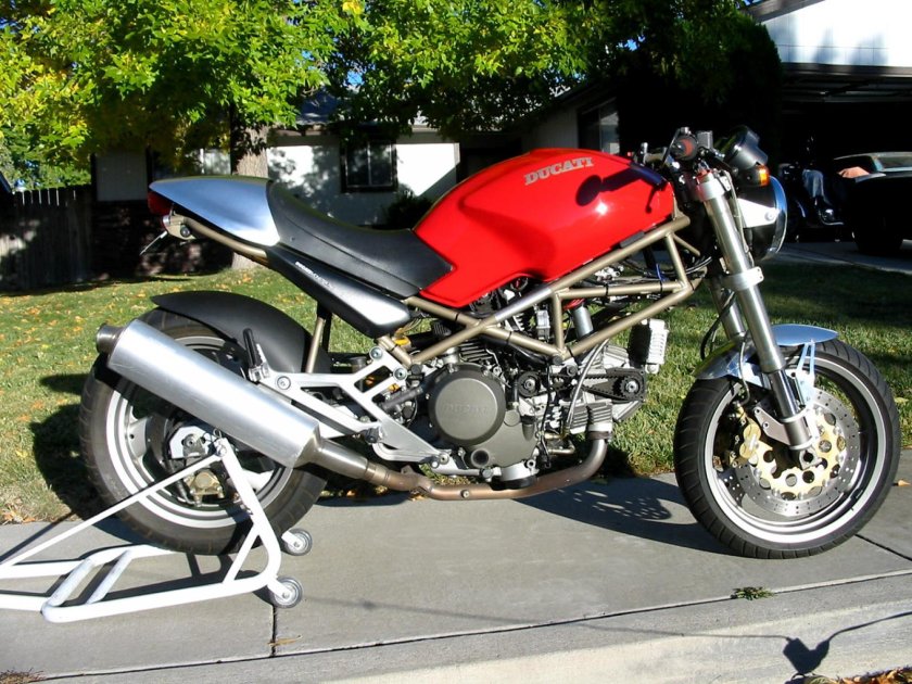 Ducati Monster m750