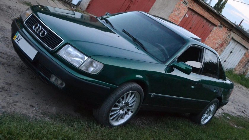Ауди 100 с4 темно зеленый металлик