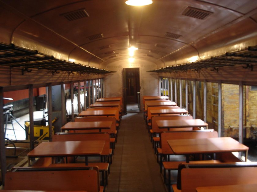 Турный вагон внутри