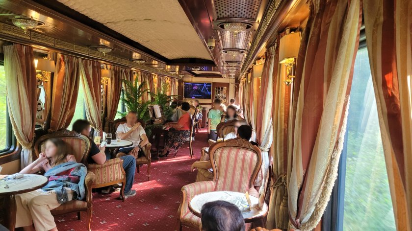 Рускеальский экспресс вагон ресторан