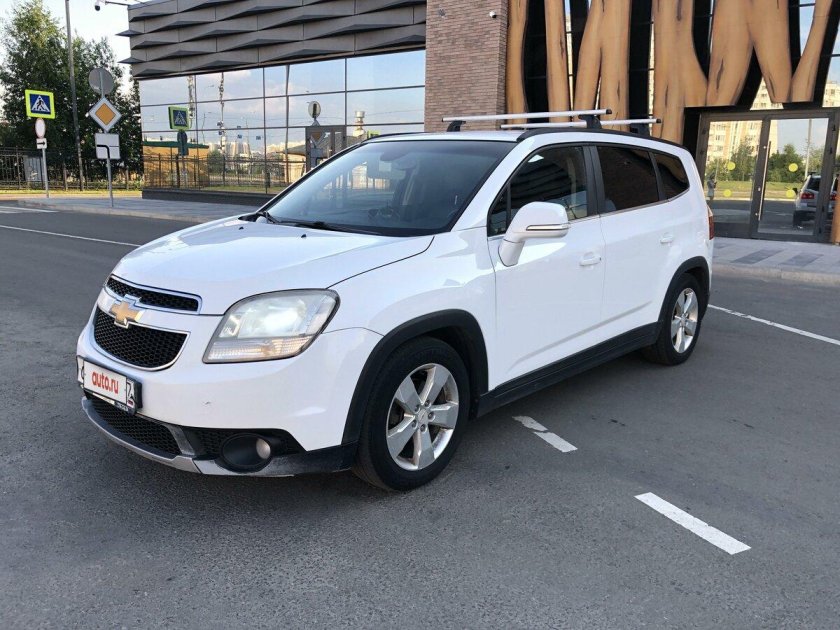 Chevrolet Orlando 2010 — 2018 i