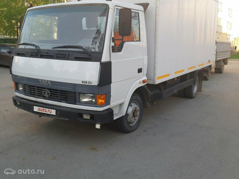 Тата 613 2008
