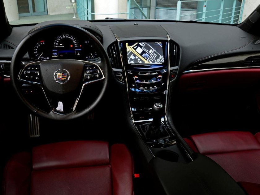 Cadillac ATS 2012