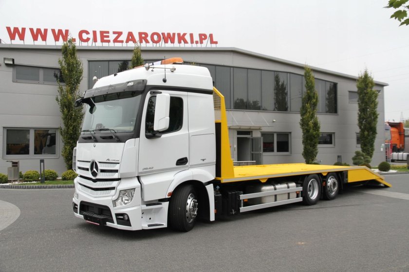 Мерседес Бенц Актрос эвакуатор