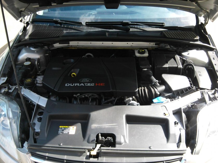 Подкапотка Форд Мондео 4 2.0