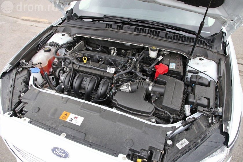Форд Мондео 2,3 под капотом