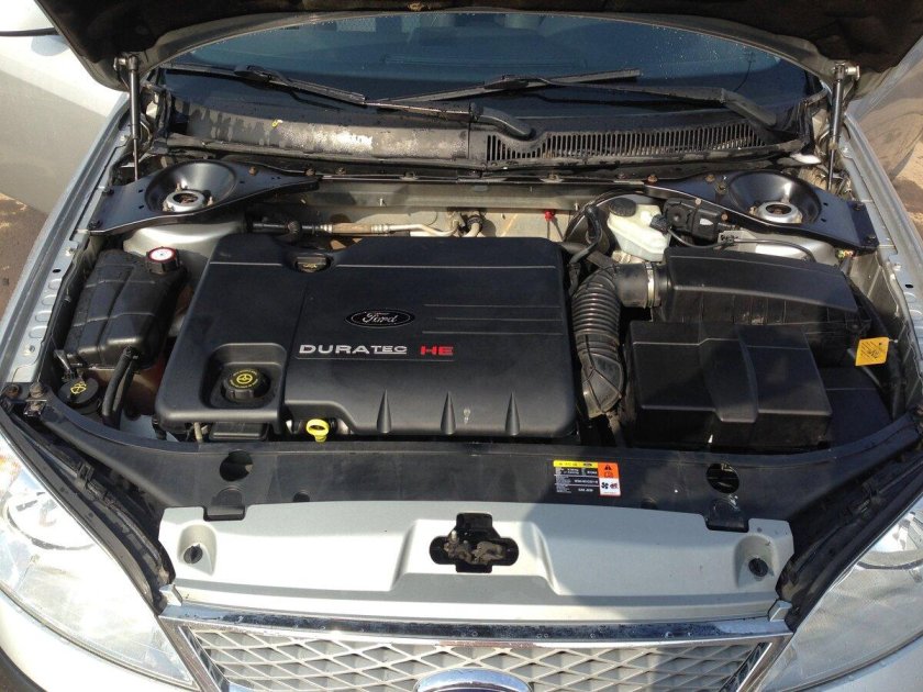 Форд Мондео 2,3 под капотом