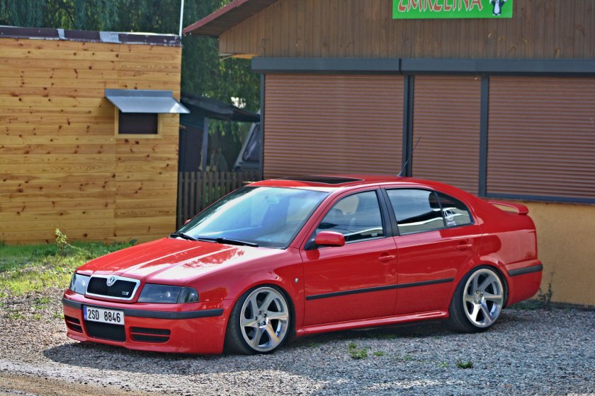 Škoda Octavia Tour RS