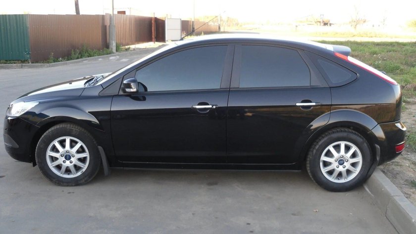 Форд фокус 2 хэтчбек черный